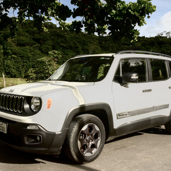 JEEP RENEGADE OU $50.000k